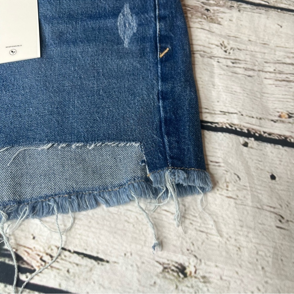 NWT Good American Denim Short Size 6/28 - Picture 4 of 10